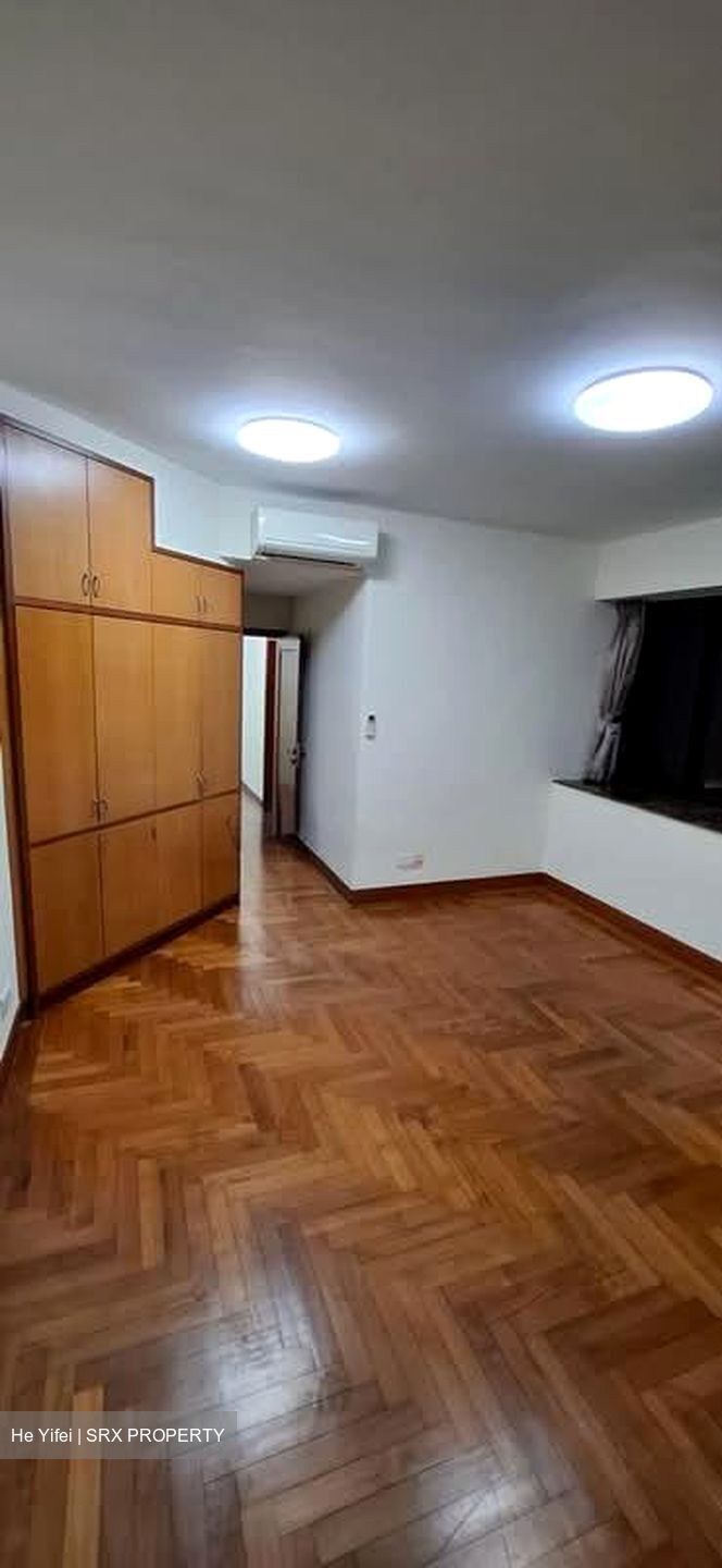 Eastpoint Green (D18), Condominium #564324801